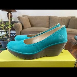 Fly London Pumps Sz 38
